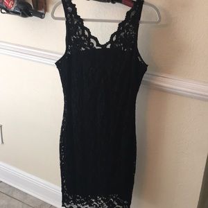 Badgley Mischka Belle black lace body con dress